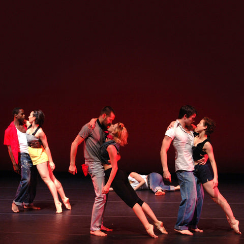 Give a gift that matters: a donation in your friend's name. This gift will subsidize the cost for five students to attend a performance at Baryshnikov Arts Cent